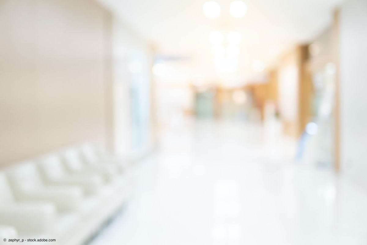 Blurry hospital corridor | Image credit: © zephyr_p - stock.adobe.com